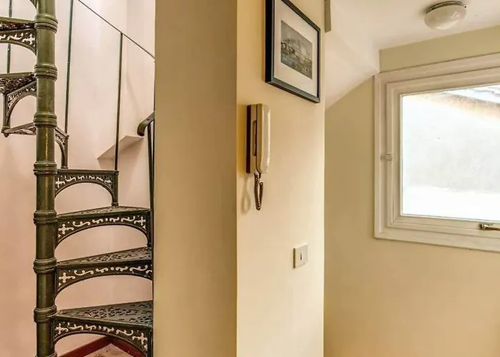 Апартаменты Trastevere Attic With Terrace *